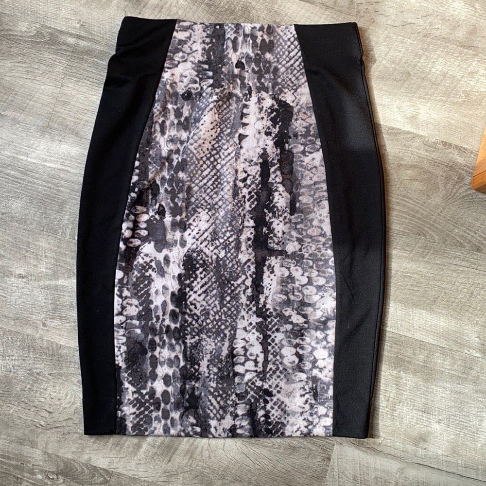 Soft stretchy snakeskin pencil skirt